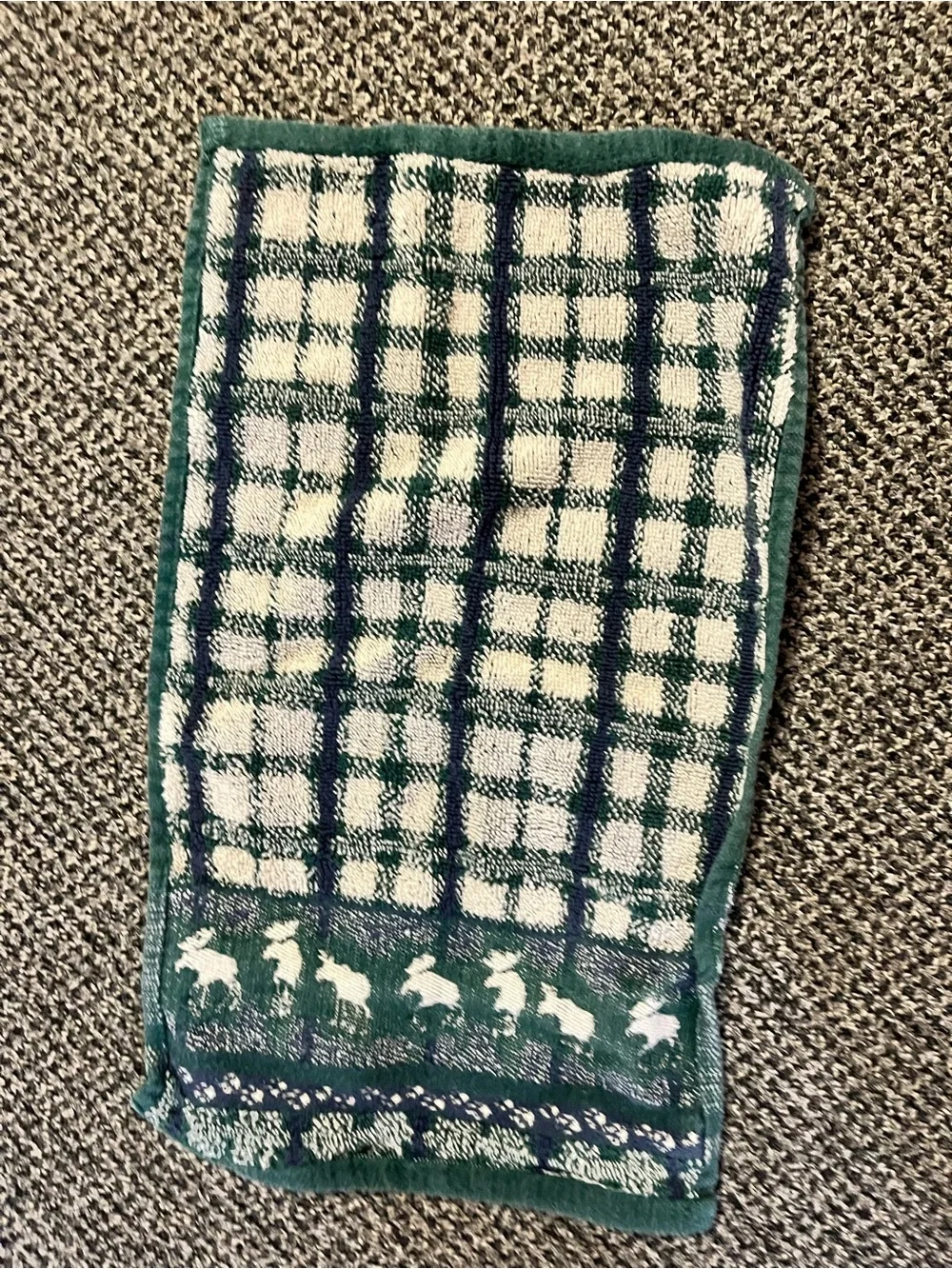 Vintage Cottagecore Green Plaid Moose Hand Towel Linen 9x15 (2688)